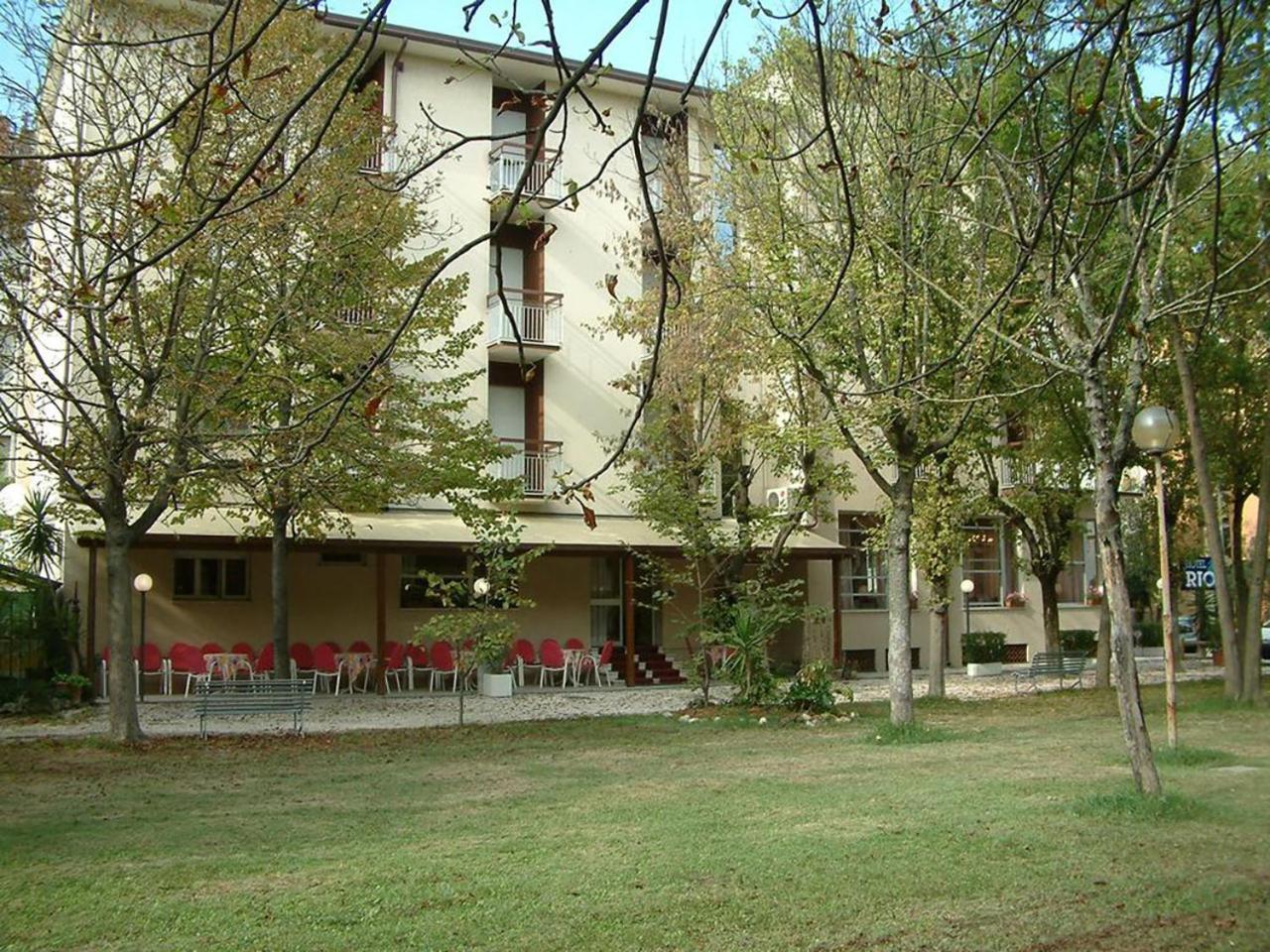 Hotel Rio Чезенатико Экстерьер фото