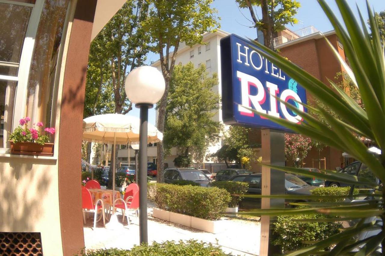 Hotel Rio Чезенатико Экстерьер фото