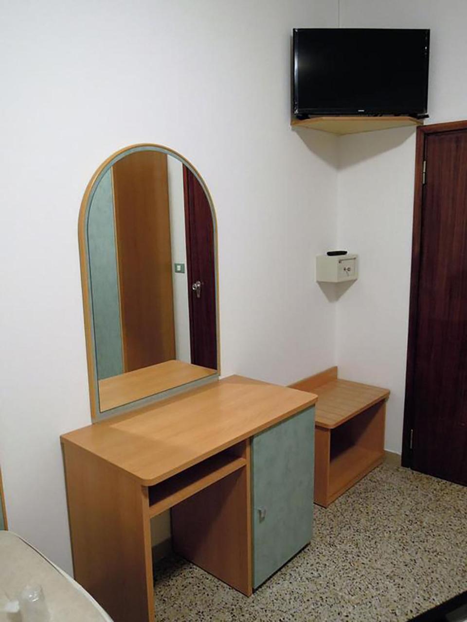 Hotel Rio Чезенатико Экстерьер фото