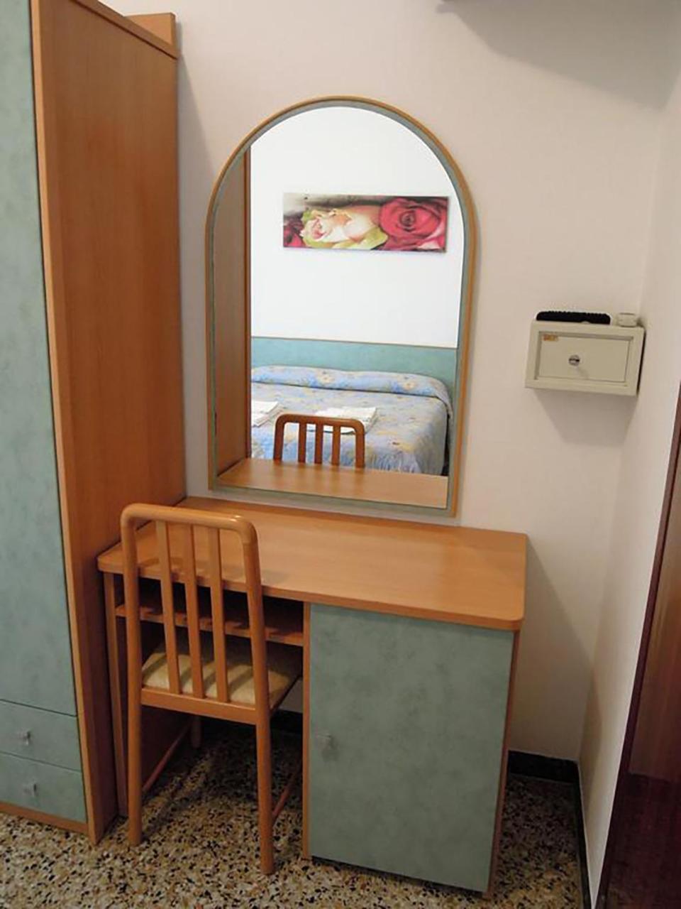 Hotel Rio Чезенатико Экстерьер фото