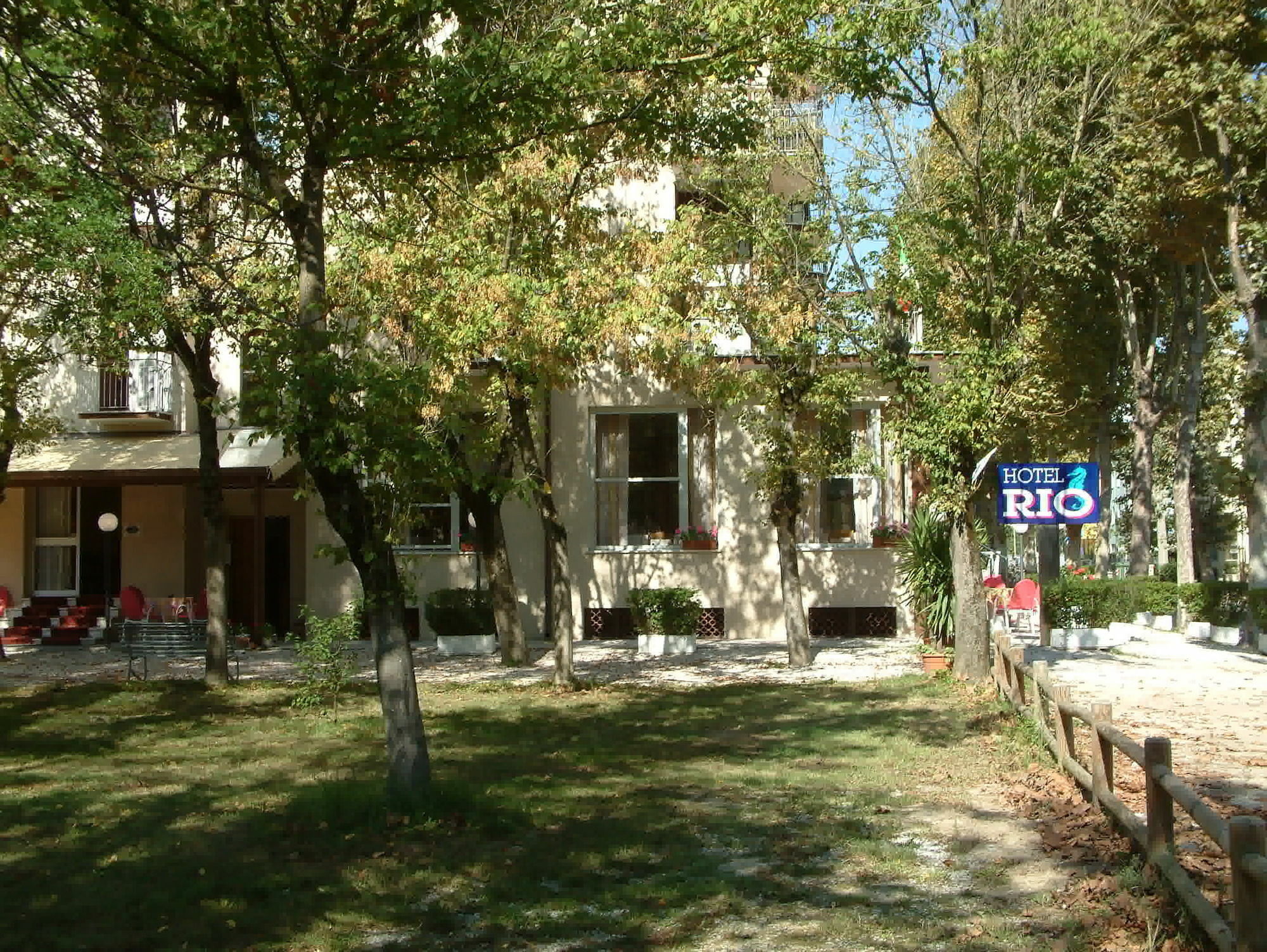 Hotel Rio Чезенатико Экстерьер фото